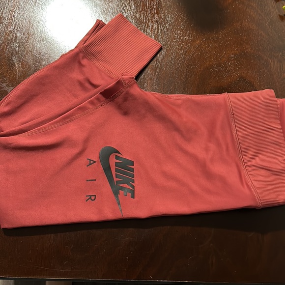 Nike joggers - Picture 7 of 7
